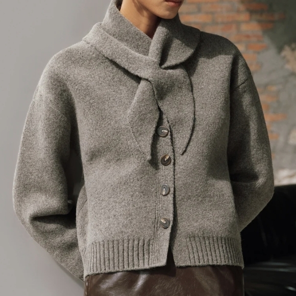 Commense Button Up Knit Cardigan Sweater With A Scarf Button Down XL NWT - Picture 6 of 6